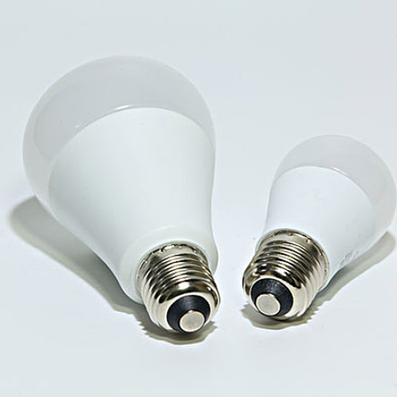 Mas nuevo estilo bombillas LED (hs-lb-b60-5x1p)