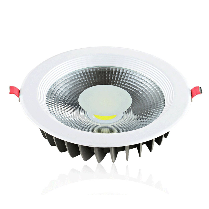 Downlight COB con un pequeño círculo esmerilado en el medio de 3W a 60W