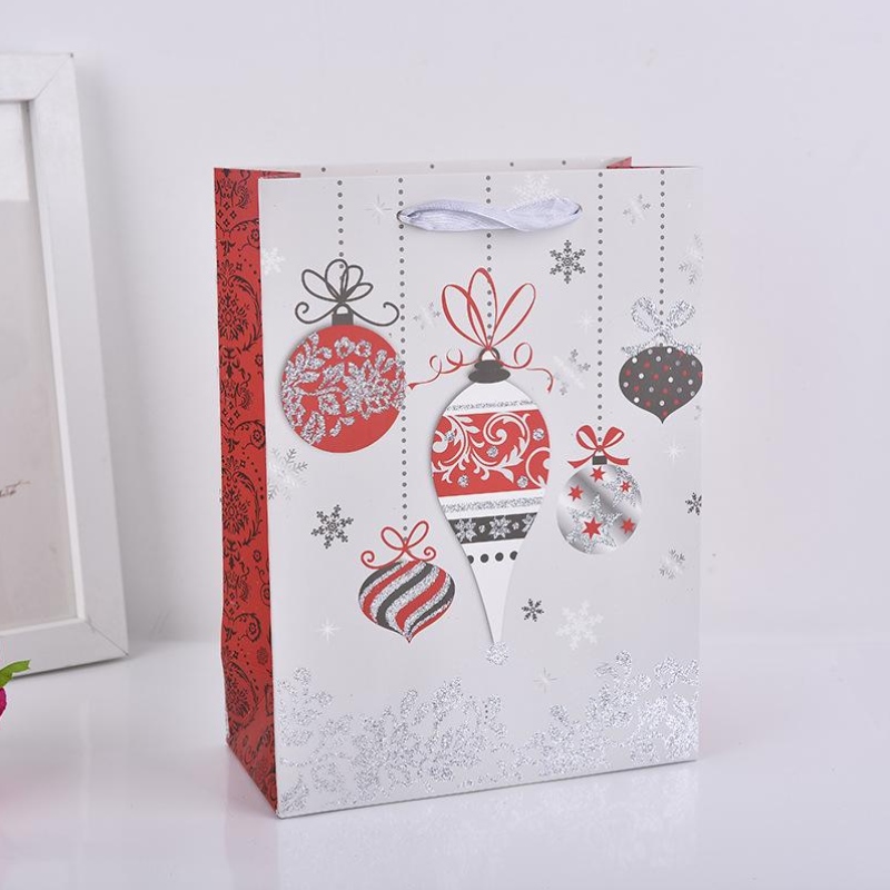 bolsa de papel regalo navidad dulces