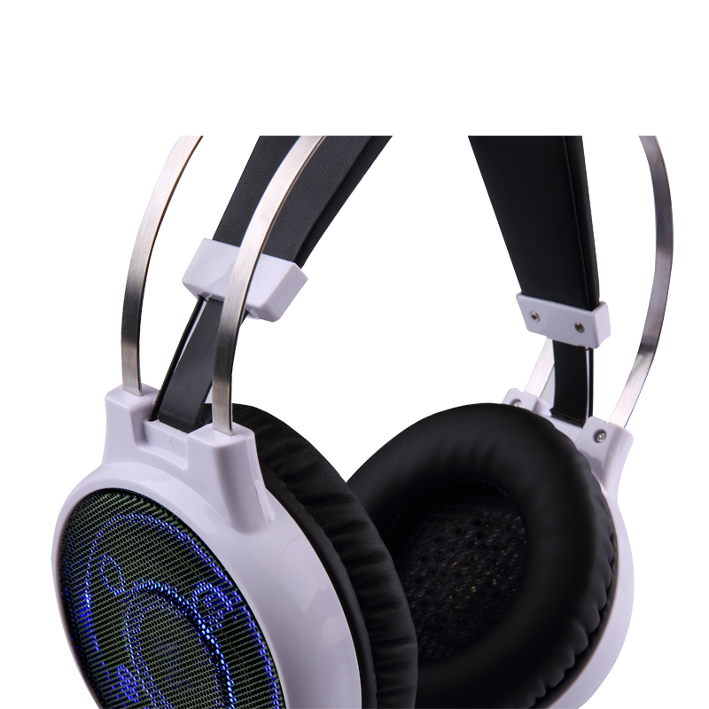 Auriculares de alta calidad del juego del fabricante de China sobre el oído para la PC