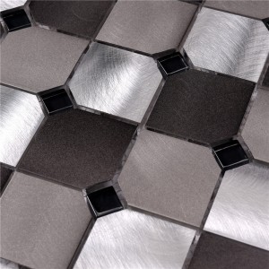 Azulejos de pared de vidrio y aluminio casa de diseño de pared frontal