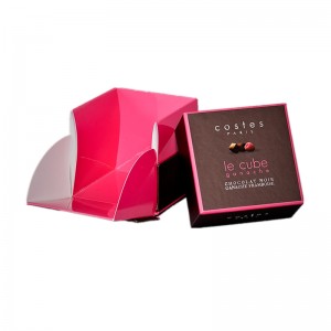 Gran diseño de cajonera complicada.