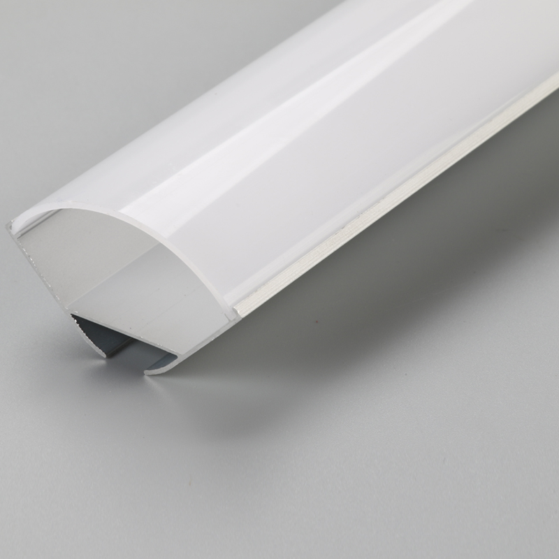 Tiras LED de aluminio extruido en forma de triángulo con tapa transparente o difusor