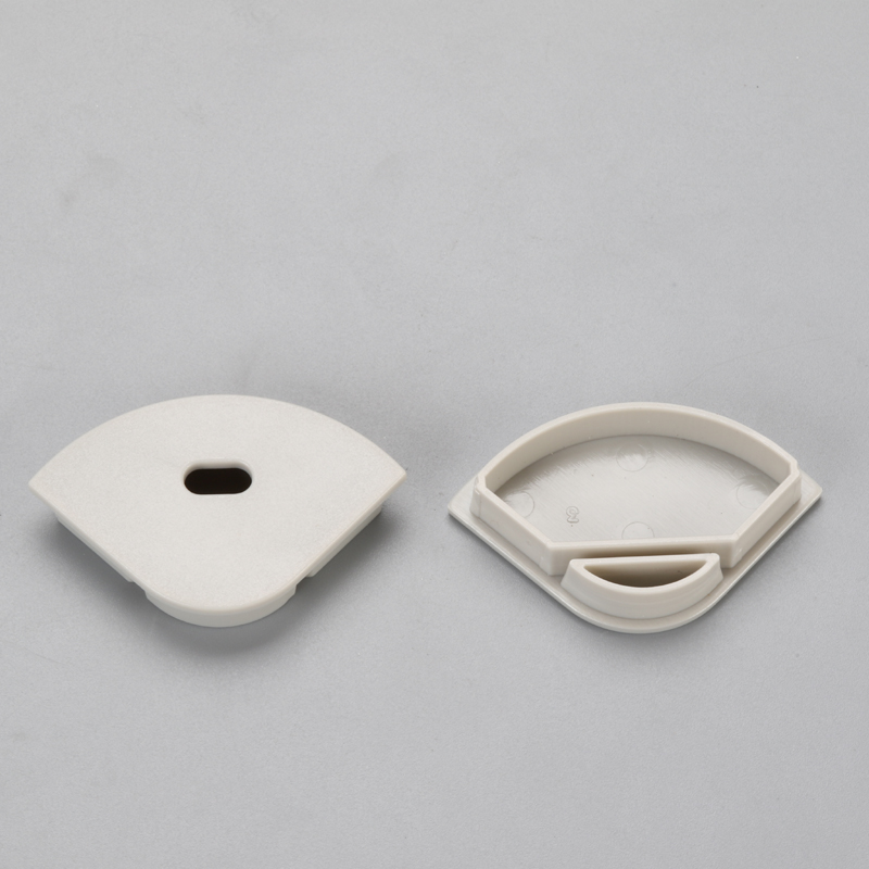Tiras LED de aluminio extruido en forma de triángulo con tapa transparente o difusor