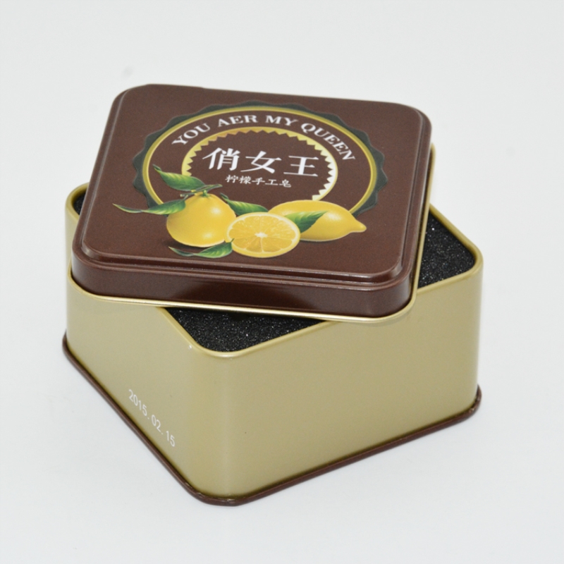 Fábrica al por mayor pequeña caja de lata cosmética cuadrada para el embalaje de jabón