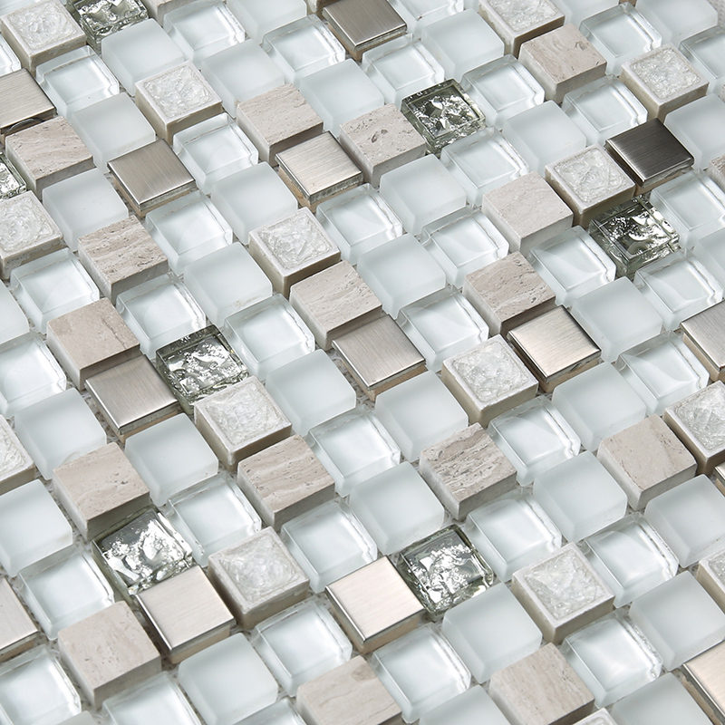 Tejas de mosaico de piedra mixtas de cristal blancas estupendas del subterráneo para la pared del cuarto de baño