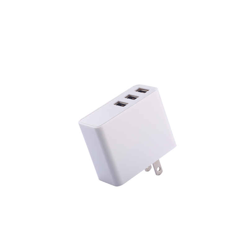 Cargador de pared de puerto Tri-USB KPS-8704LC