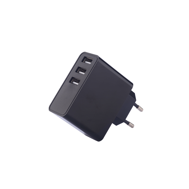 Cargador de pared de puerto Tri-USB KPS-8704LC