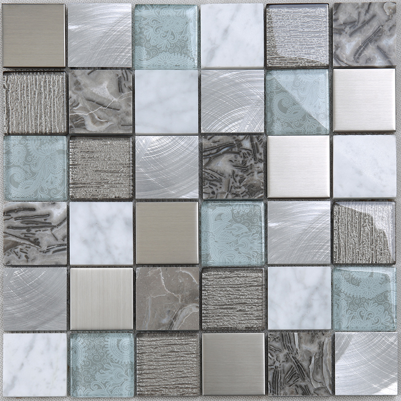 Teja de mosaico de cristal de mármol mezclada del metal de aluminio del último diseño para las paredes de Backsplash de la cocina
