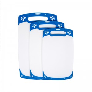 Sistema plástico único de la tabla de cortar de la cocina de los tamaños múltiples antideslizantes del diseño