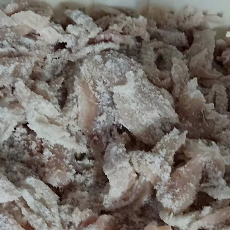 Filetes de abadejo de Alaska salados en seco migas