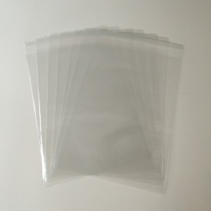Crystal Clear 2mil Poly Resealable Silver Comic Book Bag
