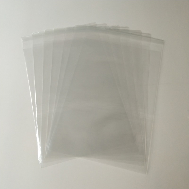 Crystal Clear 2mil Poly Resealable Silver Comic Book Bag