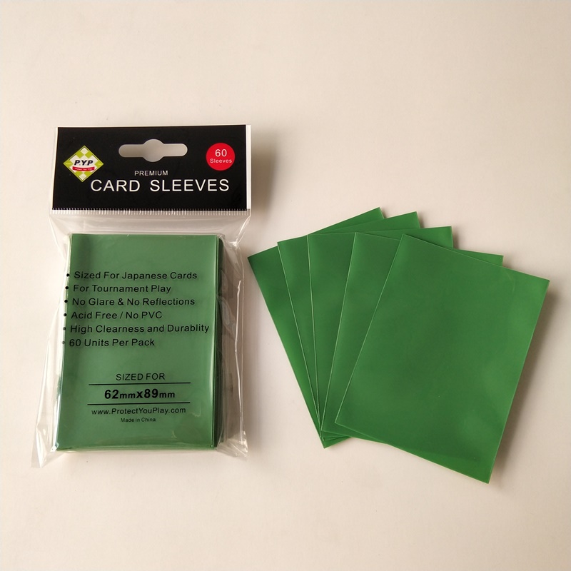 Mangas protectoras de cubierta mate de color verde para tarjeta de juego de tamaño japonés 60x87mm