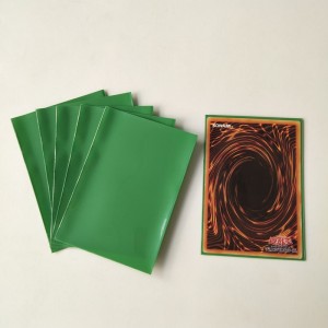 Mangas protectoras de cubierta mate de color verde para tarjeta de juego de tamaño japonés 60x87mm