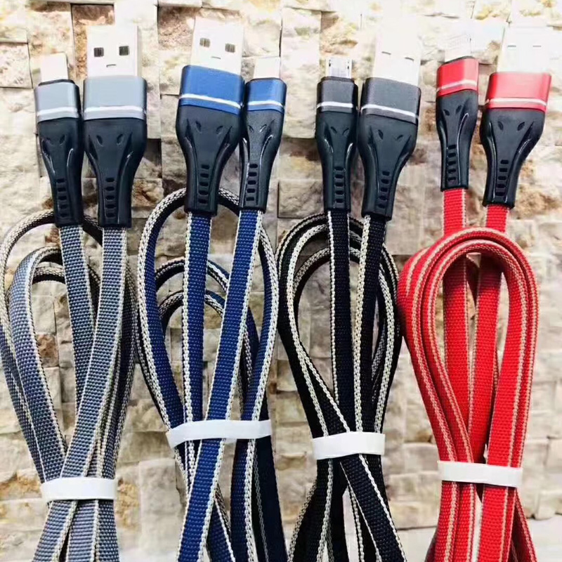 Carcasa de aluminio plana trenzada de carga rápida Flexión flexible Cable de datos USB sin enredos para micro USB, Tipo C, iPhone carga y sincronización de rayos