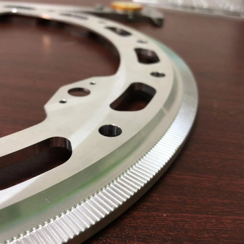 Forja / mecanizado CNC Centro de llantas de aluminio personalizado para carreras de llanta
