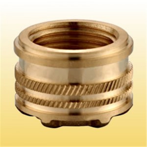 Accesorio de inserción de latón para te de PPR