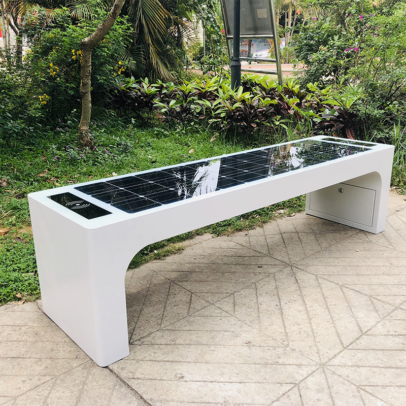 Smart Street Furniture Asientos urbanos con energía solar