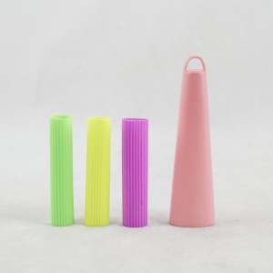 Mango y tapa de silicona.