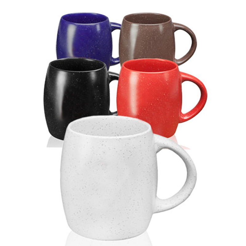 La primera taza de café,la taza de esmalte fina.
