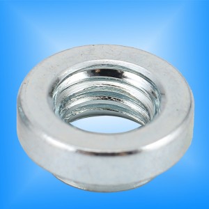 Tuercas de autocierre