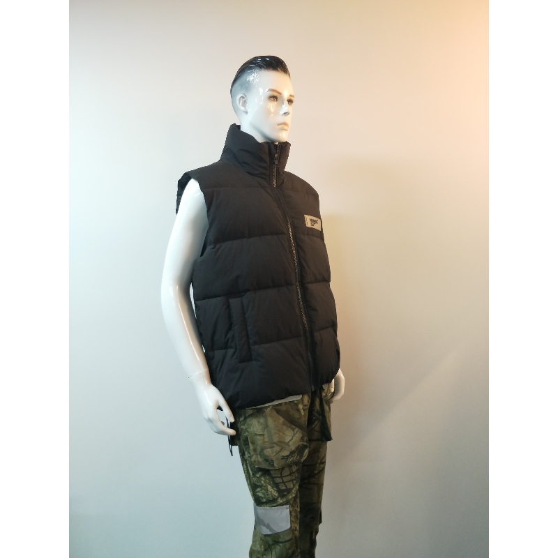 CHALECO NEGRO ACOLCHADO PARA HOMBRE RLMV0005