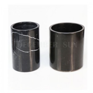 Vinoteca de mármol negro