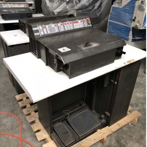 cizalladora de cuero Italia COMELZ SS20 usada computarizada