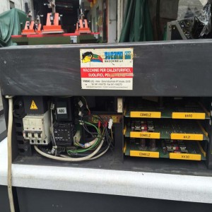 máquina de calzado Italia usada COMELZ SS20 máquina de corte de cuero usada