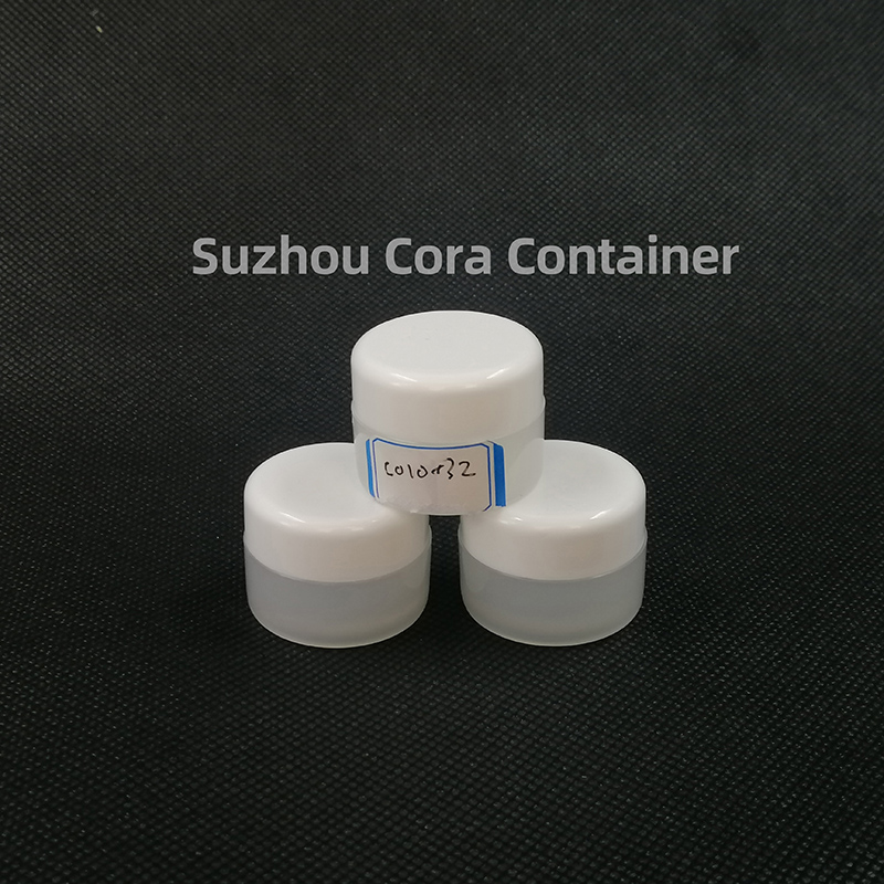 10 ml cuello, 28 mm PT, maquillaje plástico, tapa giratoria.