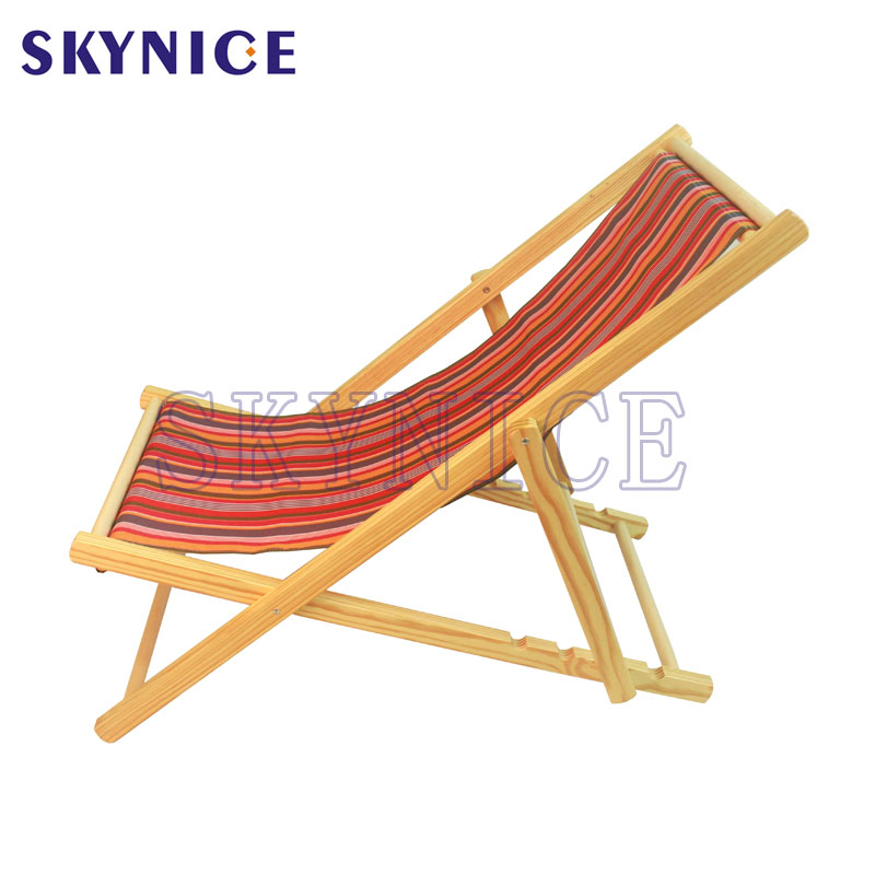 Silla de playa plegable de madera al aire libre