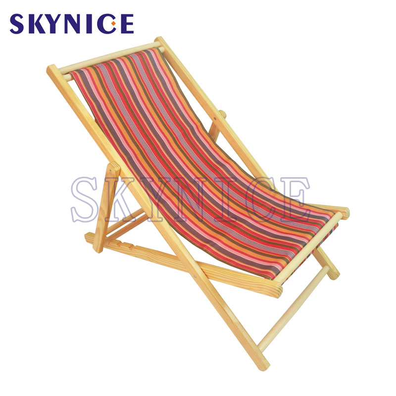 Silla de playa plegable de madera al aire libre