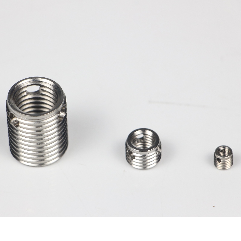 307 000 030.500 307 M3 * 0.5 * 5 * 0.6 * 4L insertos de rosca autorroscantes con 3 agujeros sin rebabas 500K stock