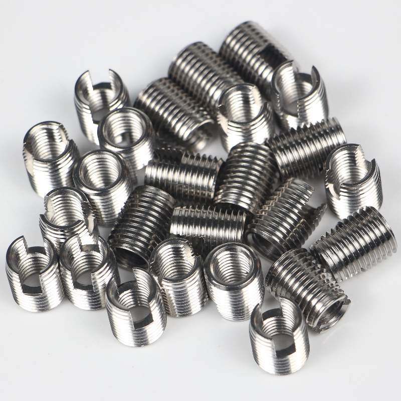 307 000 050.500 307 M5 * 0.8 * 8 * 1 * 7L insertos de rosca autorroscantes con 3 agujeros sin rebabas 500K stock