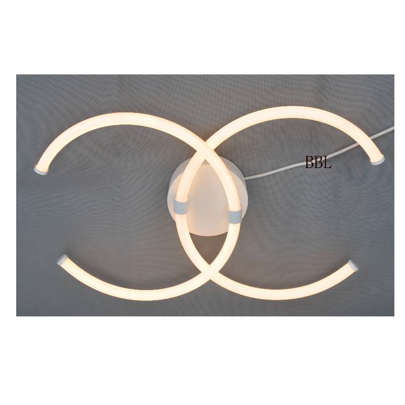 Lámpara de techo LED con tubo acrílico doble C más grande