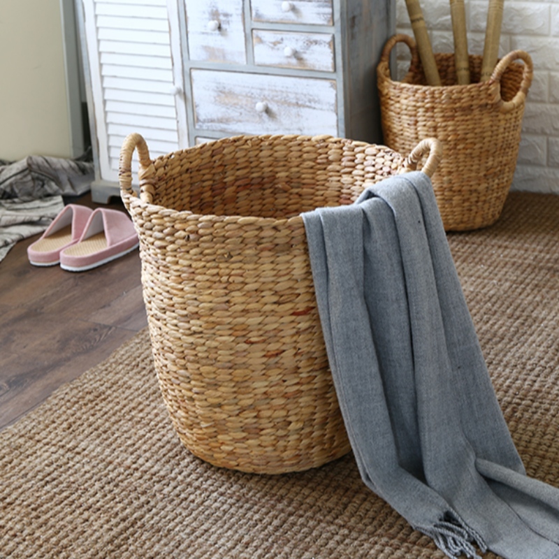 Canasta de almacenamiento de paja para lavandería