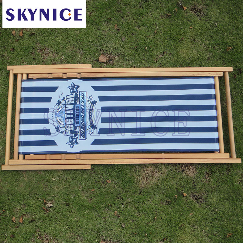 Casa recreativa personalizada, madera, silla de playa plegable.
