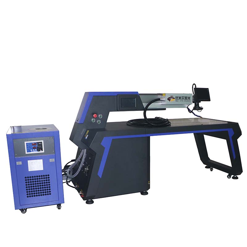 Hoja de acero inoxidable galvanizado LED al aire libre Carteles publicitarios Publicidad Handheld YAG Channel Letter Laser Welding Machine