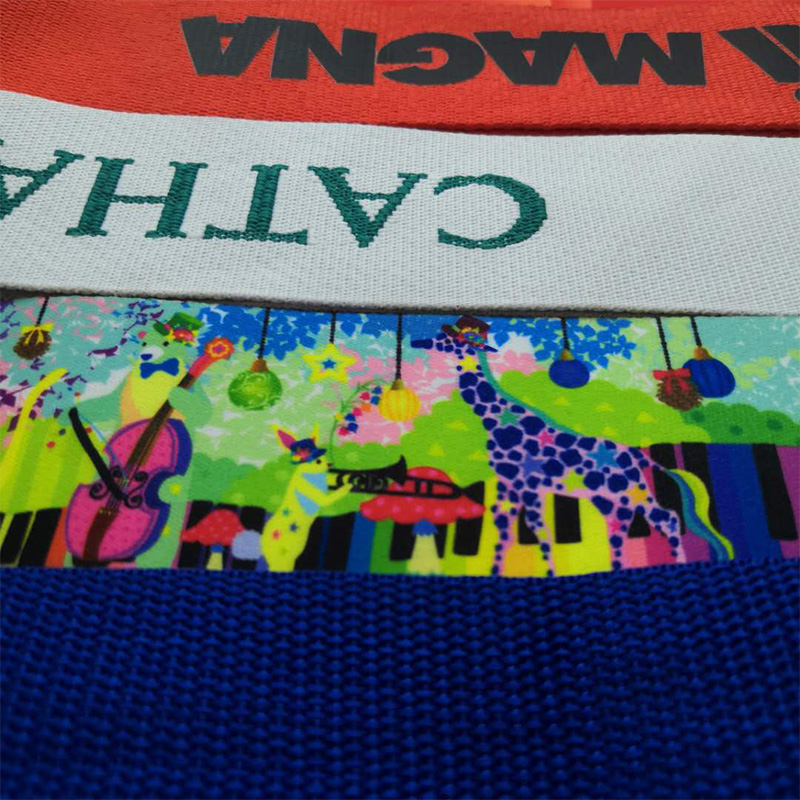 La fábrica vende directamente dos redes de filamentos, equipajes con transpiración térmica, cintas de equipaje con flores, cintas de equipaje personalizadas.