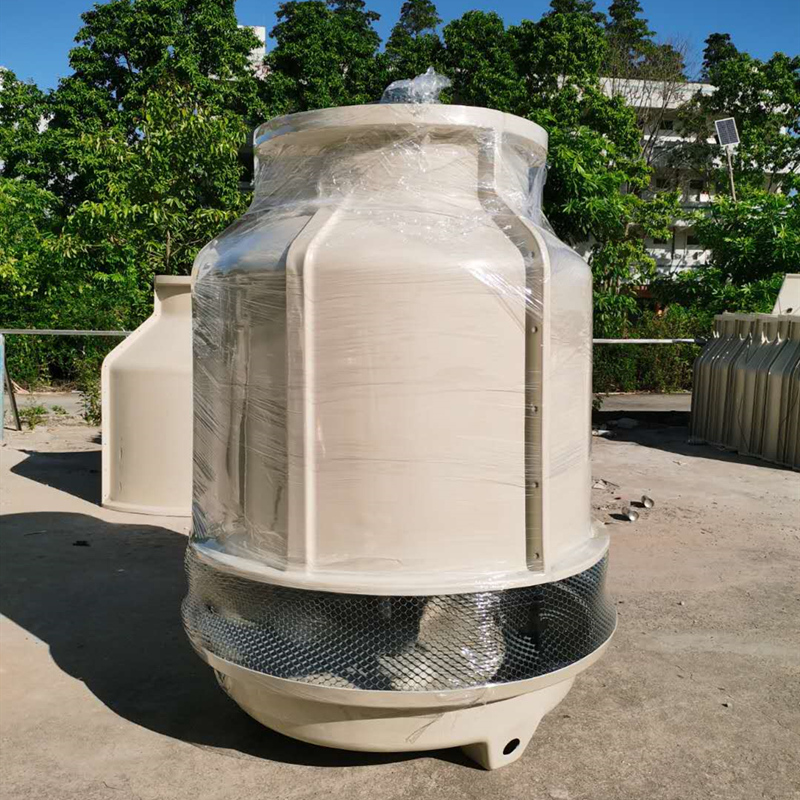 Torre de enfriamiento de agua de acero de vidrio pequeño de 8 toneladas Torre de enfriamiento de almacenamiento en frío pequeña