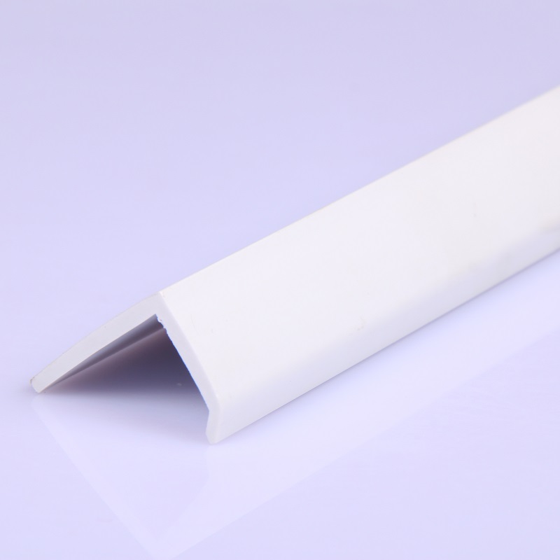 Perfil de ajuste de plástico de pvc de protección en forma de L personalizado con precio bajo de alta calidad