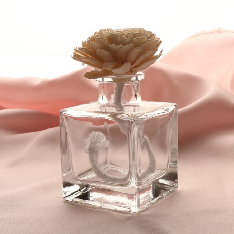 La rota de alta calidad pega la botella de cristal del difusor de la caña para el cuidado personal