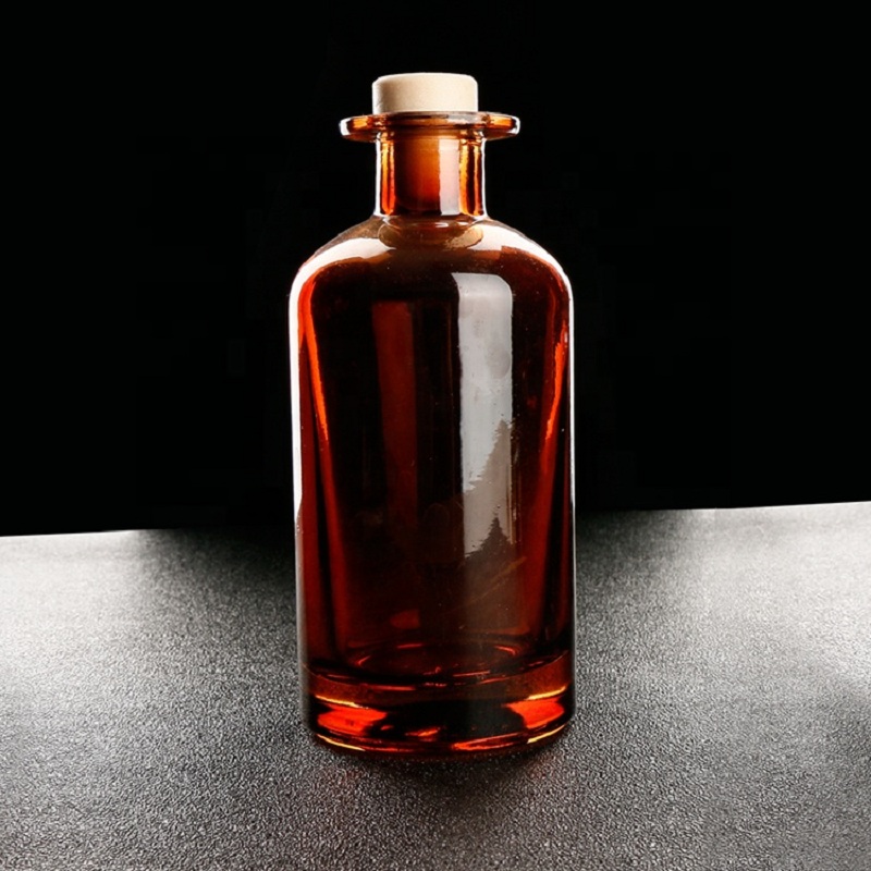 Botella de vidrio difusor de caña de color con alta calidad