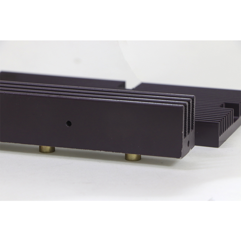 Perfil de aluminio del radiador electrónico 2