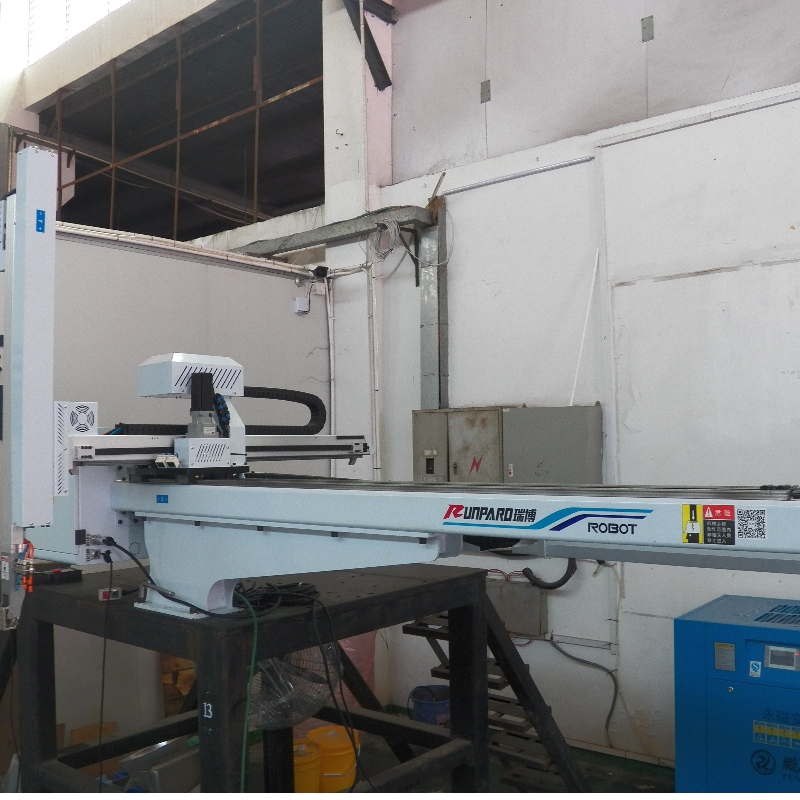 brazo robótico manipulador brazo robot para máquina de moldeo por inyección