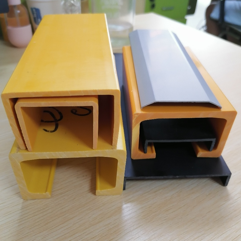 Ranura en U de PVC Perfil de moldura en forma de \