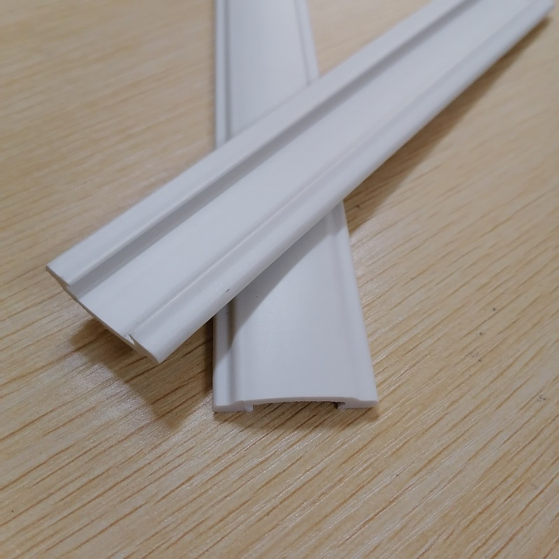 Extrusión de perfil de canal u de PVC retardante de llama de alta calidad para cortina de ventana