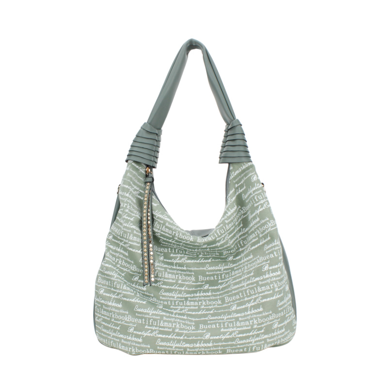 La mujer de la moda, bolso de vagabundo, bolso de bolsillo blando.