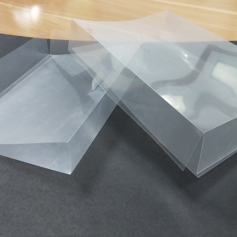 El suministro grande de láminas de aislamiento de la batería, hojas de aislamiento de mascotas ignífugas, películas de envoltura de células transparentes se pueden cortar a presión